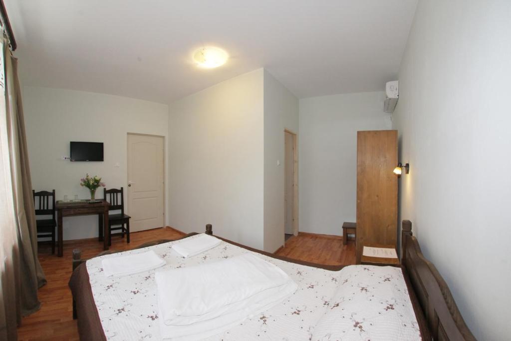 Casa Oana Hotel Iasi Cameră foto