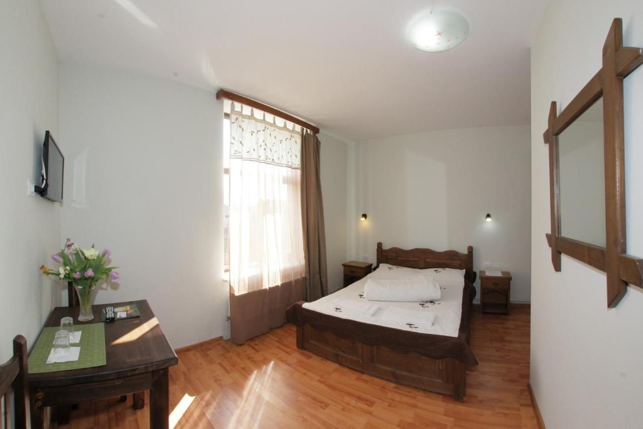 Casa Oana Hotel Iasi Cameră foto